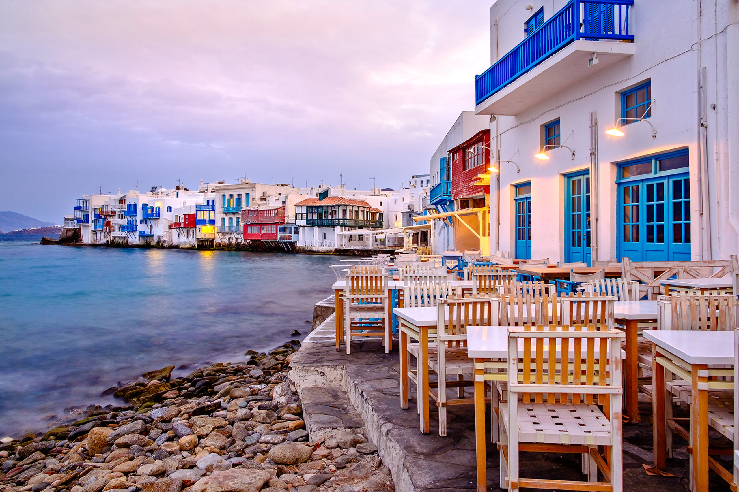 Mykonos-Beautiful-sunrise-at-Little-Venice-on-Mykonos-island,-Cyclades,-Greece