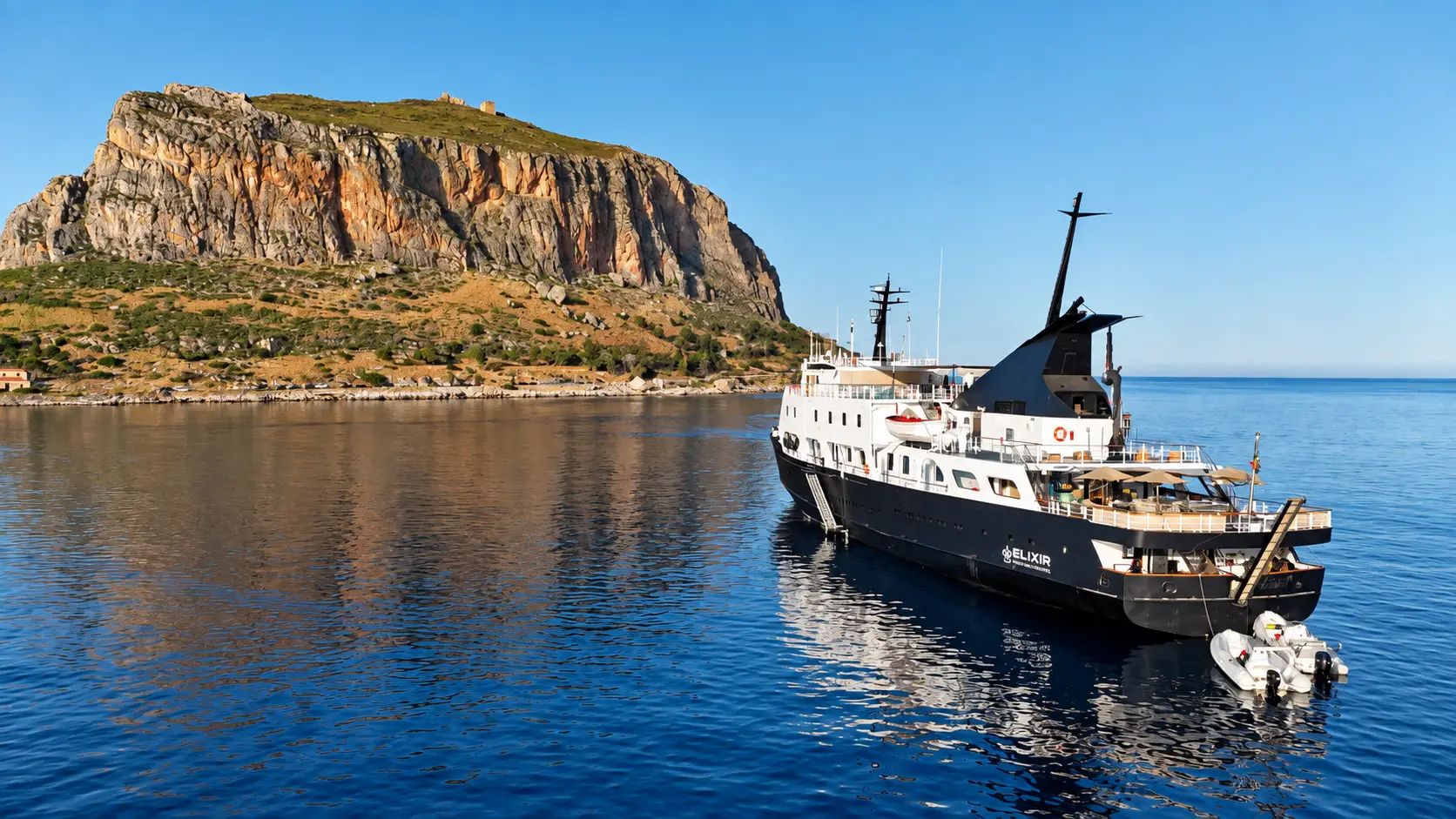 Port of lavrion athens