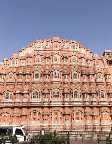 Palace-of-the-Winds-in-Jaipur2